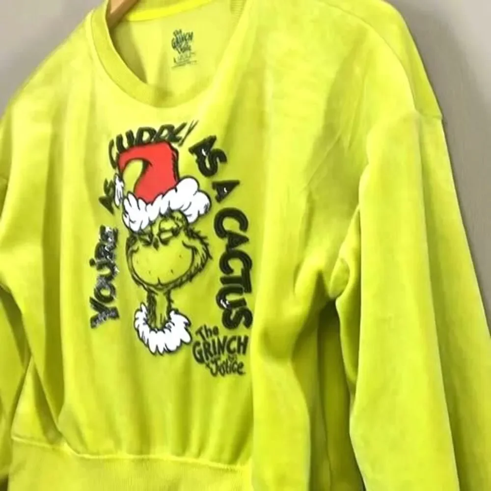 Justice “￼you’re cuddly as the Grinch” sz. small 7/8 like new